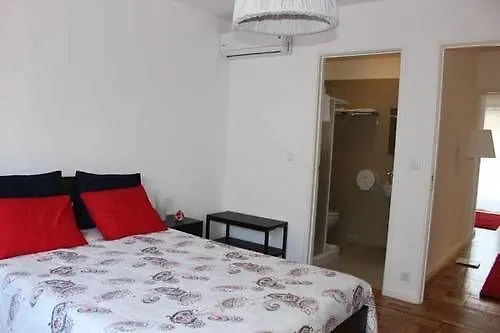 100 Contos Oda ve Kahvaltı 3*