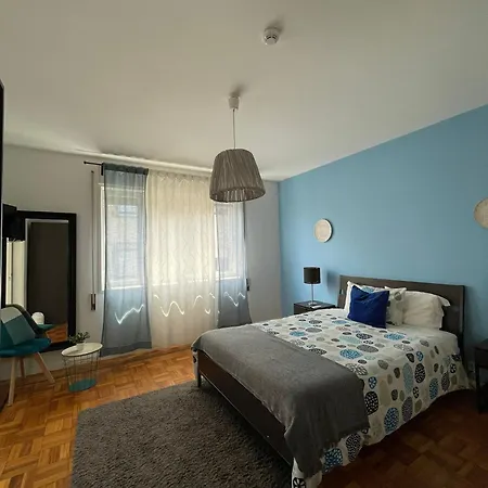 100 Contos Bed and Breakfast