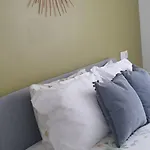 100 Contos Nocleg ze śniadaniem