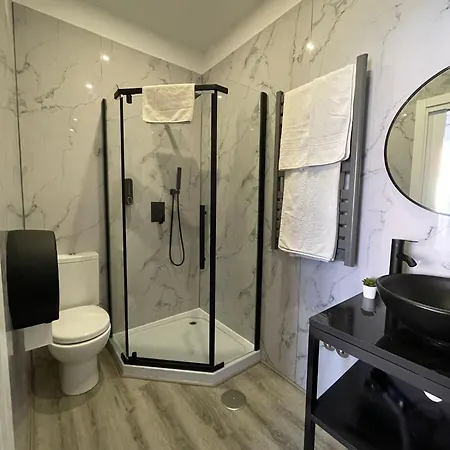 住宿加早餐酒店 100康托斯住宿加早餐旅馆 3*