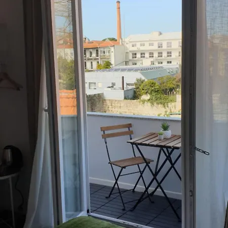 100 Contos Bed & Breakfast