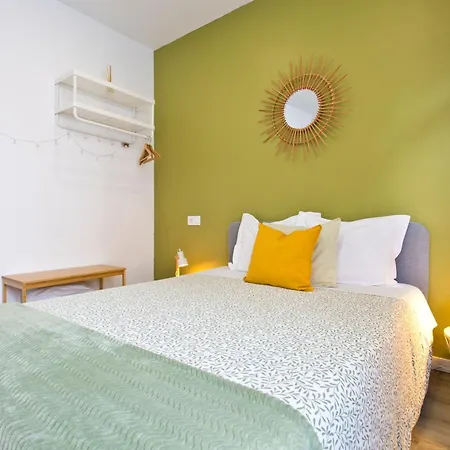 B&B 100 Contos 3*