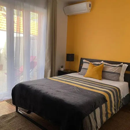 Bed and breakfast 100 Contos