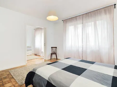 100 Contos 3* Oporto